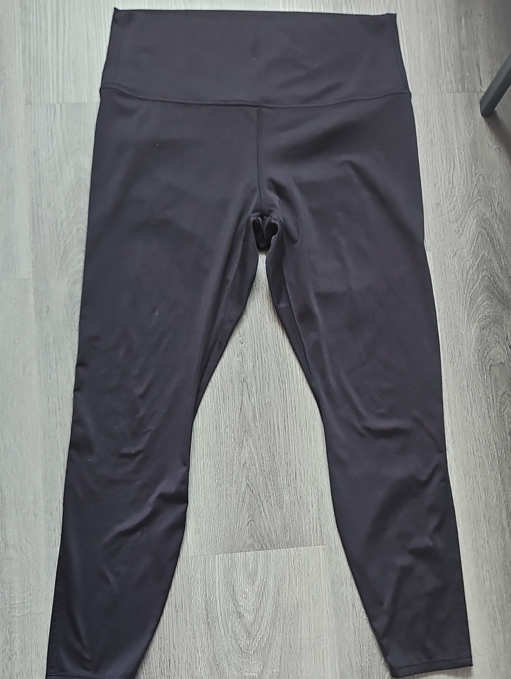 All in Motion Black High-Rise Leggings - Size XL
